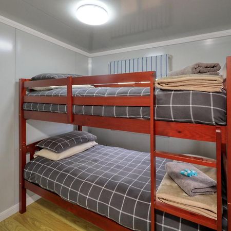 White Cliffs Self Contained Cabin Accommodation Экстерьер фото