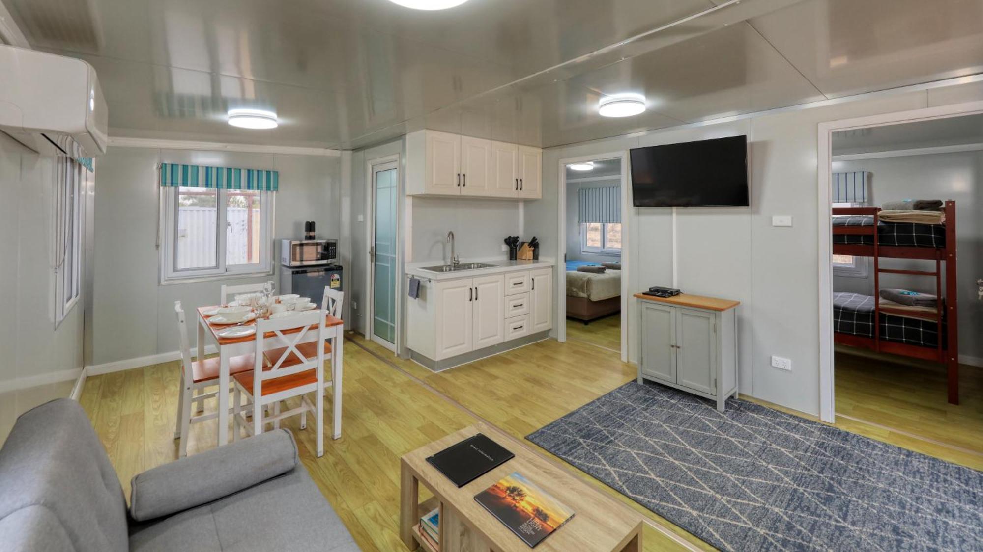 White Cliffs Self Contained Cabin Accommodation Экстерьер фото
